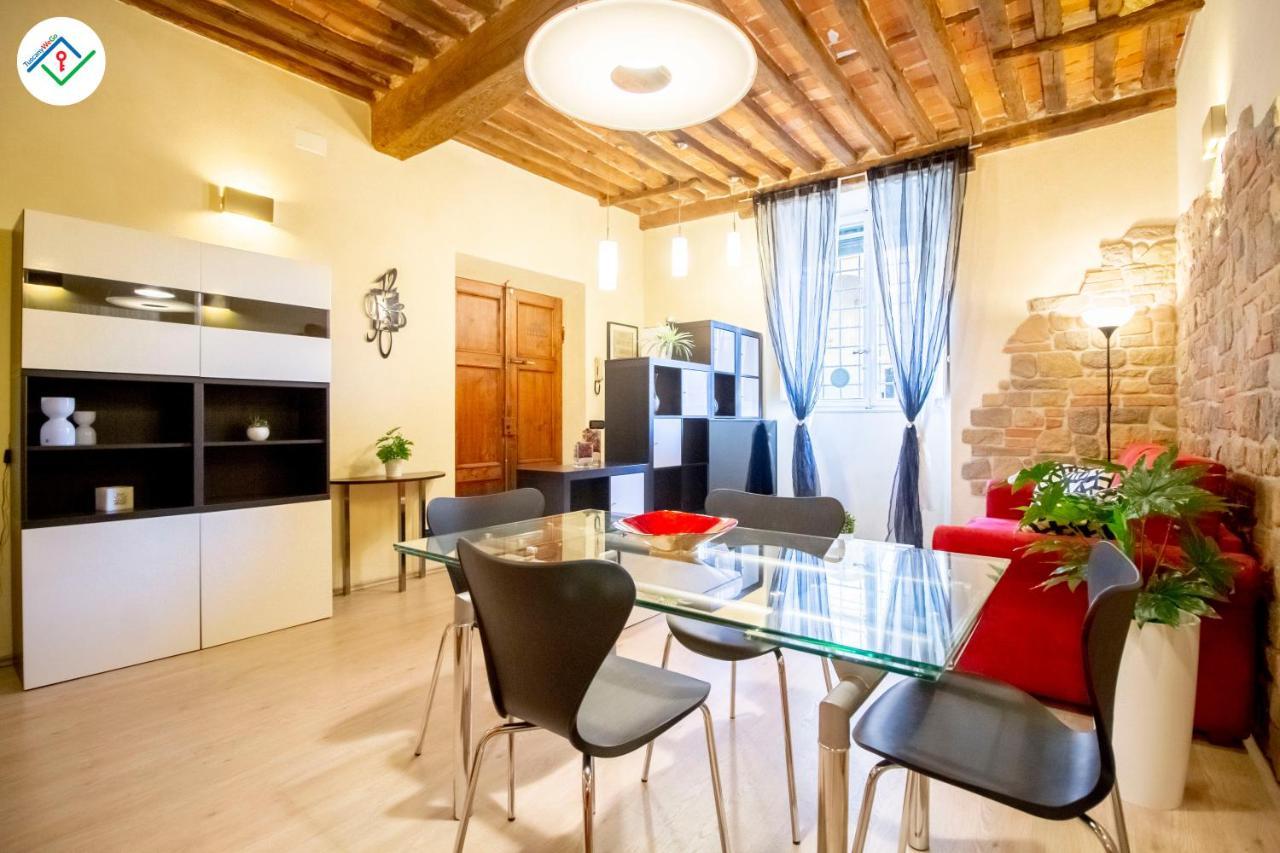 Antica Piazza Apartment By Tuscanywego Lucca Exterior foto